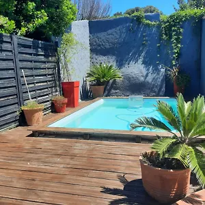 Maisonnette Charmante Avec Piscine Privative La Garde (Var)